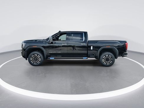 New 2026 GMC Sierra 2500 Denali Ultimate image 5