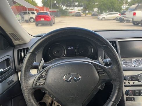 Used 2012 INFINITI G37 Sport w/ Premium Pkg image 11