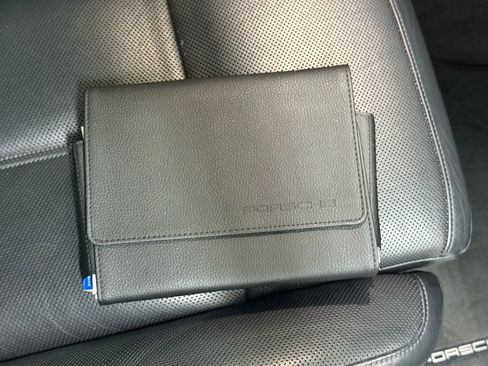 Used 2018 Porsche Macan S image 47