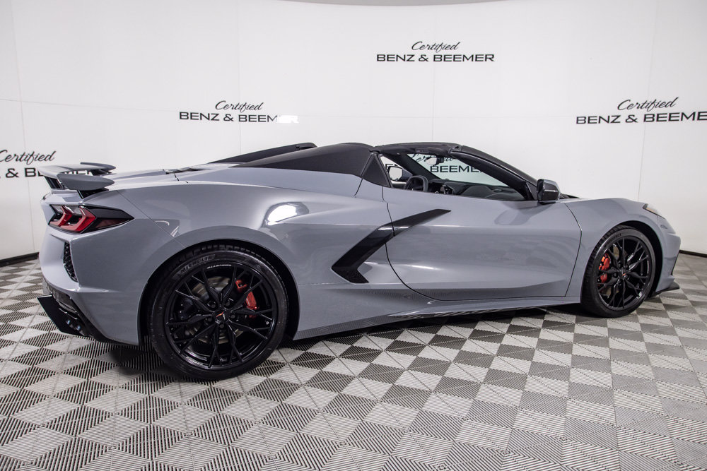 Used 2025 Chevrolet Corvette Stingray Preferred Conv w/ Z51 Performance Package RWD image 20