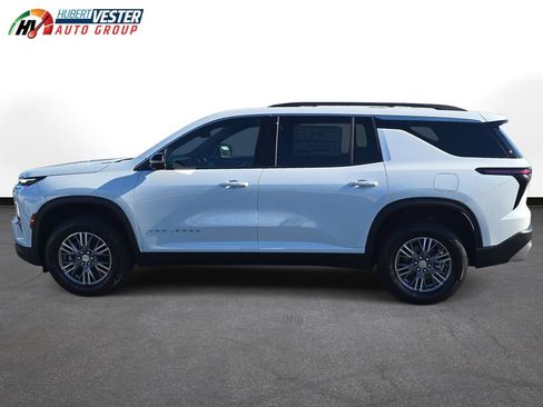 New 2026 Chevrolet Traverse LT w/ Driver Confidence Package image 1