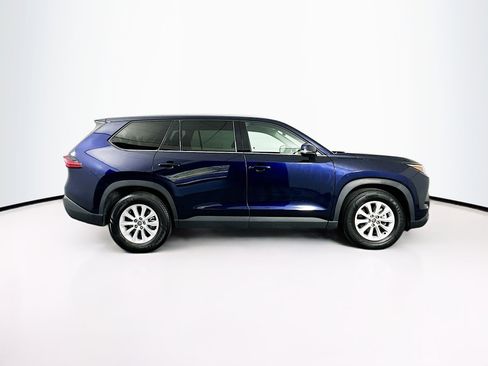 Used 2025 Toyota Grand Highlander FWD image 10