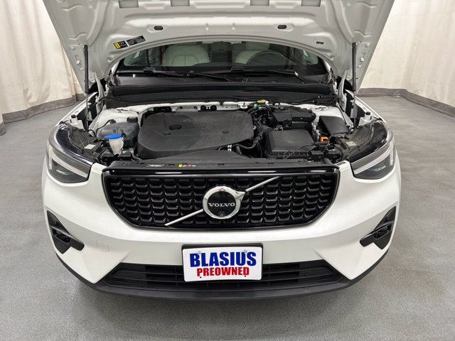 Used 2024 Volvo XC40 B5 Plus w/ Climate Package AWD/4WD image 23