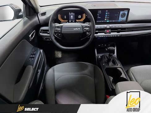 Used 2025 Kia K4 FWD image 20