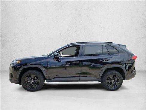 Used 2023 Toyota RAV4 XLE FWD image 8