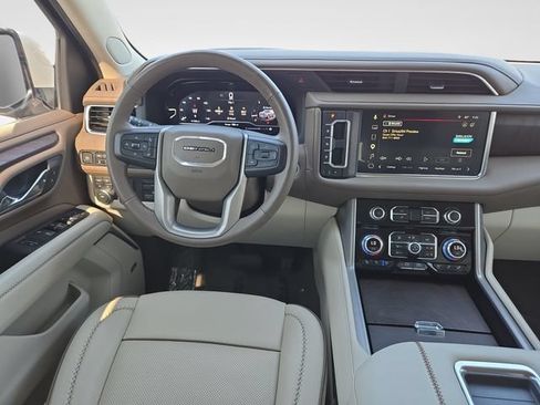 Used 2023 GMC Yukon Denali w/ Max Trailering Package AWD/4WD image 10