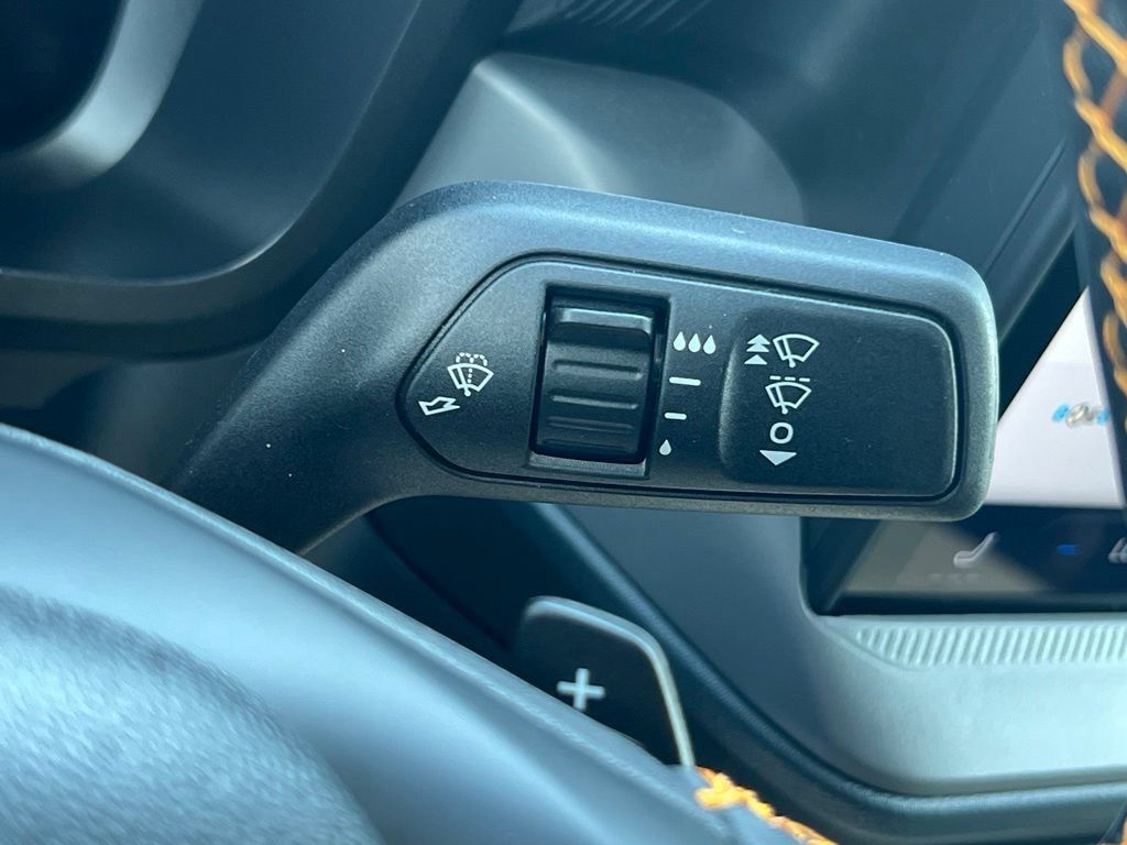 Used 2025 Ford Maverick Tremor AWD/4WD image 35
