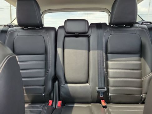 Certified 2017 Ford Escape Titanium w/ Equipment Group 301A AWD/4WD image 17