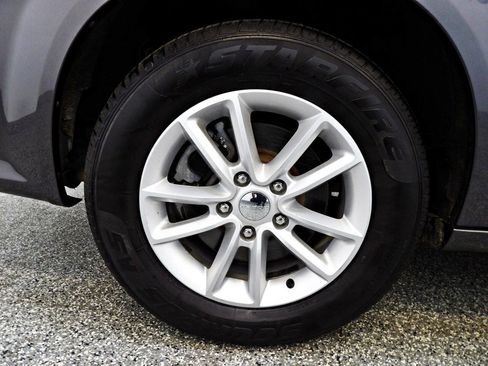 Used 2019 Dodge Grand Caravan SXT FWD image 20