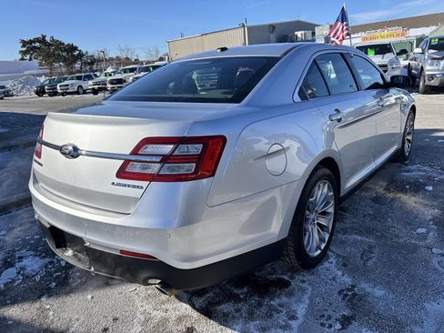 Used 2013 Ford Taurus Limited image 9