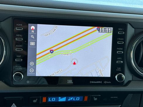 Used 2020 Toyota Tacoma TRD Sport w/ TRD Premium Sport Package AWD/4WD image 29