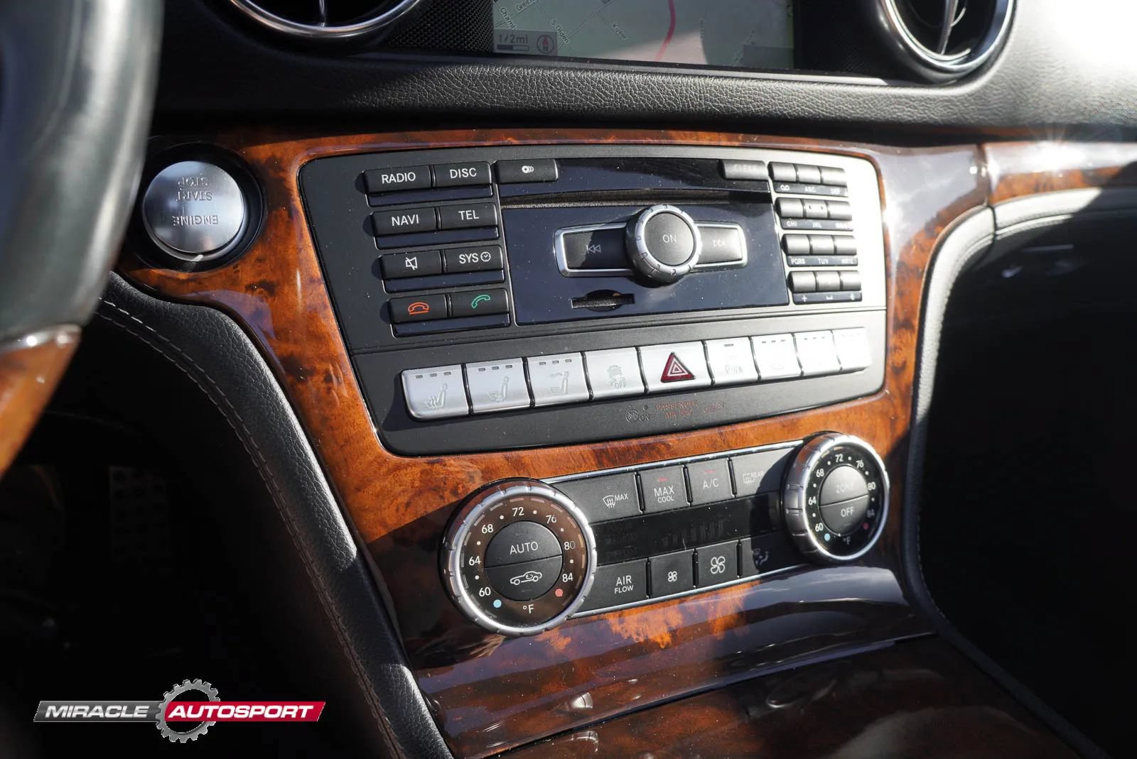 Used 2014 Mercedes-Benz SL 550 image 38