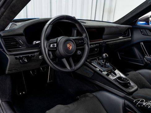 Used 2025 Porsche 911 GT3 image 35