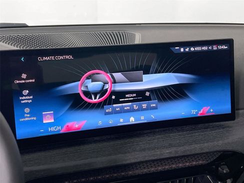 New 2026 BMW 330i xDrive Sedan w/ Premium Package image 17