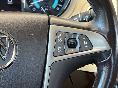 Used 2013 Buick LaCrosse Leather w/ Entertainment Package FWD image 27
