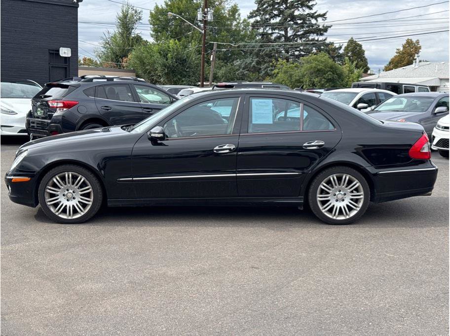 Used 2008 Mercedes-Benz E 350 4MATIC Sedan image 2
