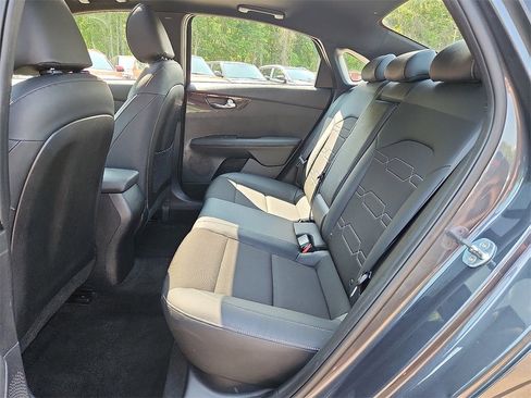 Certified 2022 Kia Forte GT-Line w/ GT-Line Premium Package image 10