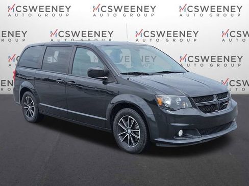 Used 2019 Dodge Grand Caravan SE FWD image 7