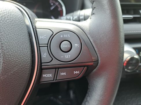 Used 2024 Toyota RAV4 XLE Premium FWD image 18