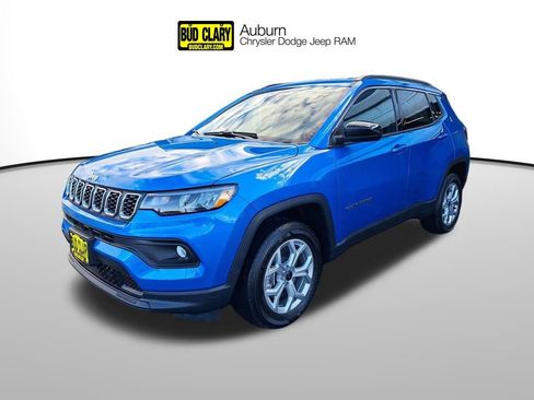 New 2026 Jeep Compass Latitude image 1