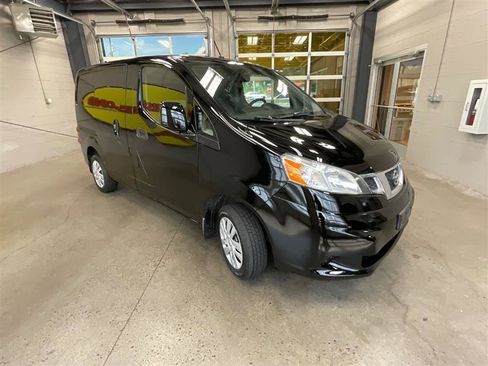 Used 2017 Nissan NV200 SV image 7