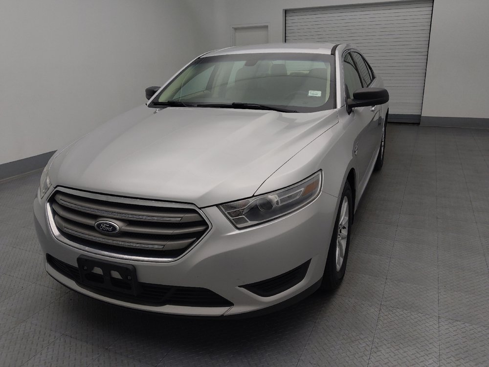 Used 2014 Ford Taurus SE FWD image 15