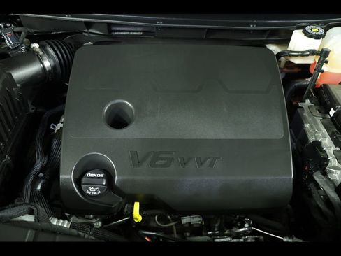 Used 2023 Chevrolet Traverse Premier image 23