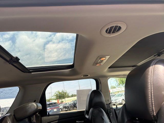 Used 2015 GMC Acadia SLT w/ Premium Edition AWD/4WD image 23