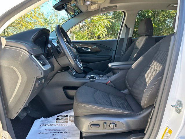 Used 2020 GMC Terrain SLE w/ Driver Convenience Package AWD/4WD image 17