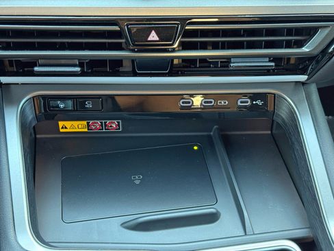 Used 2025 Lexus TX 500h AWD w/ Technology Package image 28