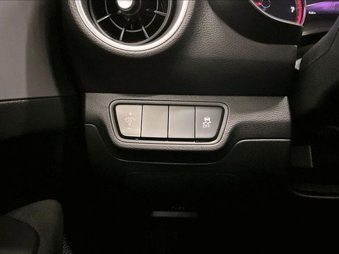 Used 2023 Kia Forte LXS image 15