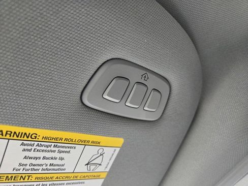 Used 2025 Ford F250 Lariat w/ Chrome Package image 16