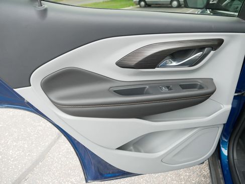 Used 2020 GMC Terrain SLT w/ Preferred Package image 13