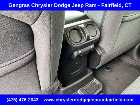 Used 2024 Jeep Wrangler Unlimited AWD/4WD image 26