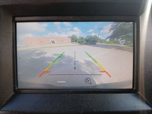 Used 2015 Ford F150 XLT w/ Equipment Group 301A Mid RWD image 15