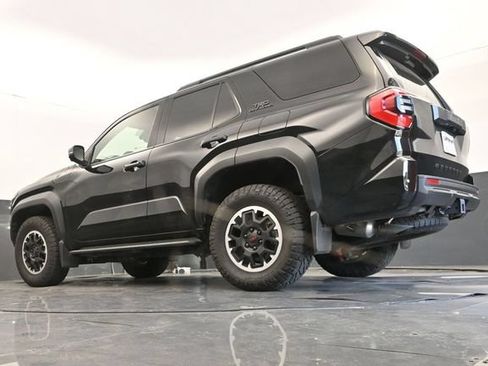 Used 2025 Toyota 4Runner TRD Off-Road Premium AWD/4WD image 18