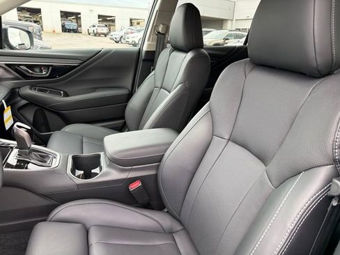 Used 2025 Subaru Outback Limited AWD/4WD image 20