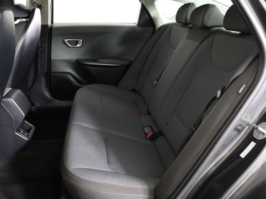 Certified 2025 Kia K4 FWD image 31
