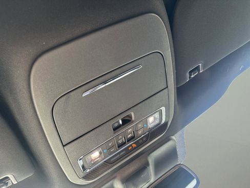 New 2026 Ford F150 Lariat w/ Equipment Group 502A High image 17