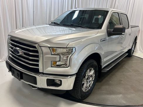 Used 2016 Ford F150 XLT w/ Equipment Group 302A Luxury AWD/4WD image 24