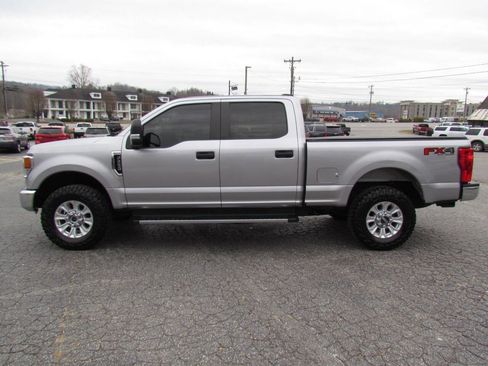 Used 2022 Ford F250 XL w/ STX Appearance Package image 4