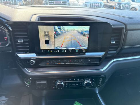 Used 2023 GMC Sierra 1500 SLT w/ SLT Premium Plus Package image 24