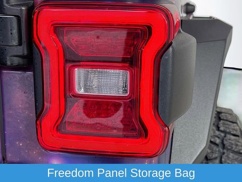 Used 2023 Jeep Wrangler Sahara w/ LED Lighting Group AWD/4WD image 33