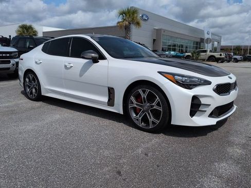 Used 2021 Kia Stinger GT1 RWD image 2