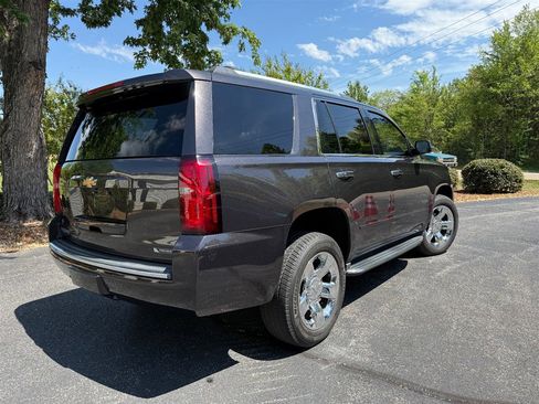 Used 2017 Chevrolet Tahoe Premier AWD/4WD image 6