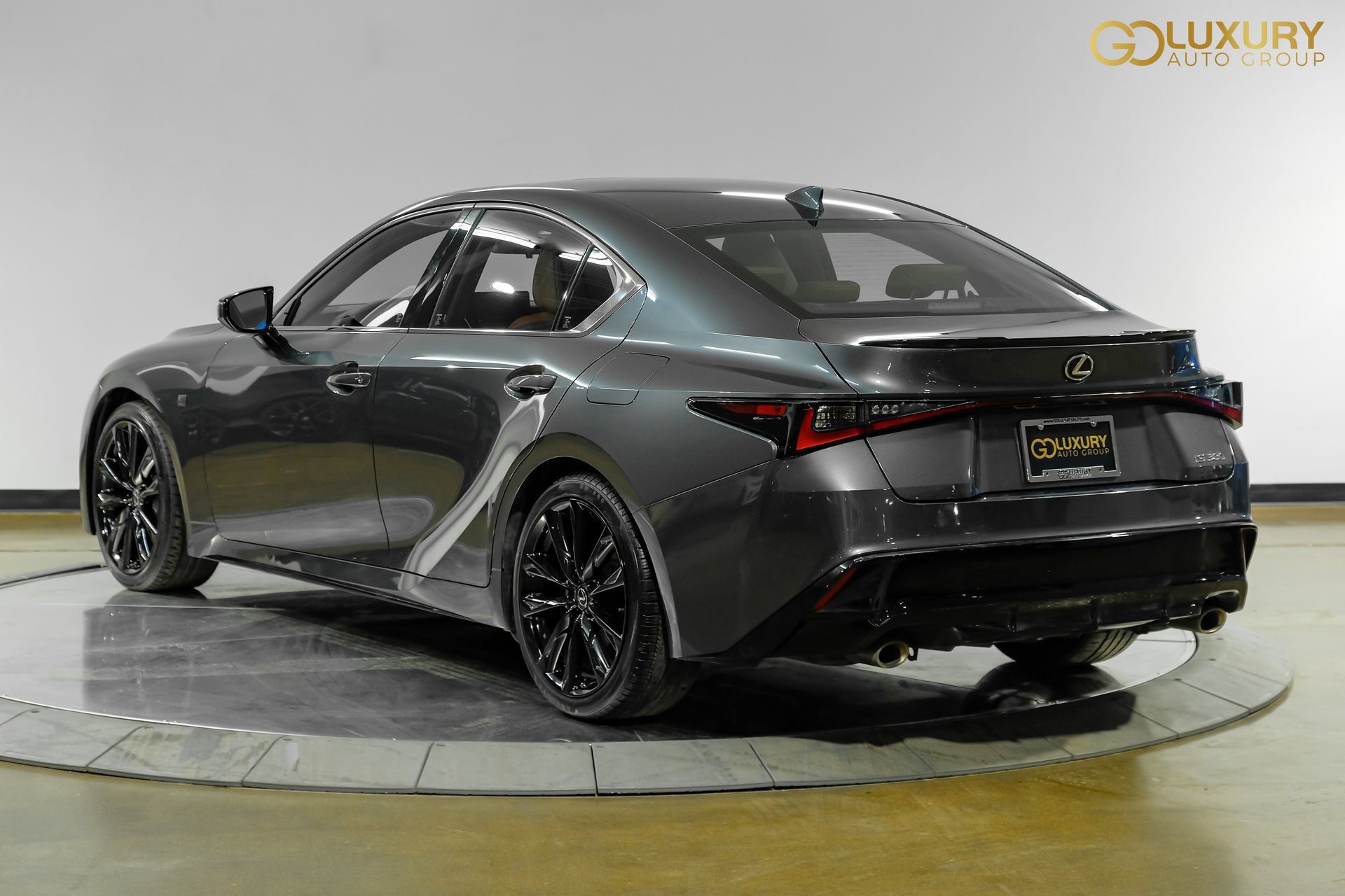 Used 2024 Lexus IS 300 F Sport RWD image 12