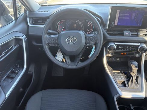 Used 2024 Toyota RAV4 LE AWD/4WD image 14