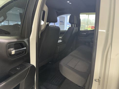 Used 2019 Chevrolet Silverado 1500 Custom Trail Boss w/ Custom Convenience Package AWD/4WD image 22