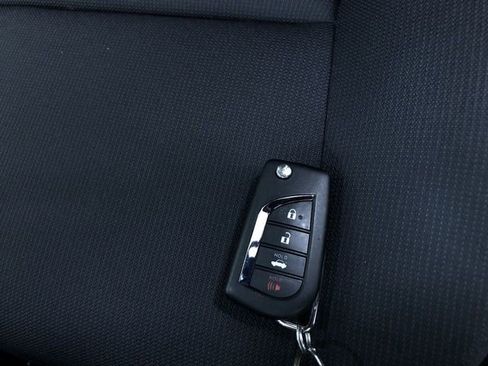 Certified 2025 Toyota Corolla LE image 31