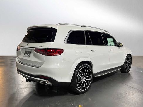 New 2025 Mercedes-Benz GLS 580 4MATIC image 3